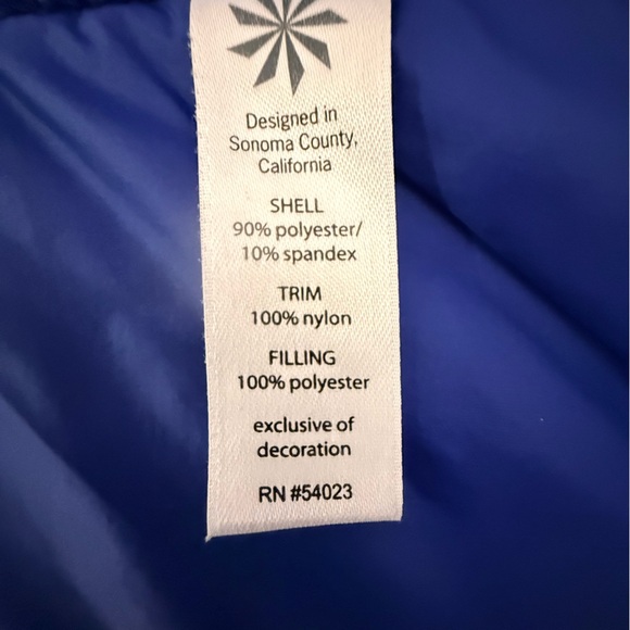 Athleta Blue Rockridge PrimaLoft Quilted Puffer Vest Size Medium - Picture 9 of 10